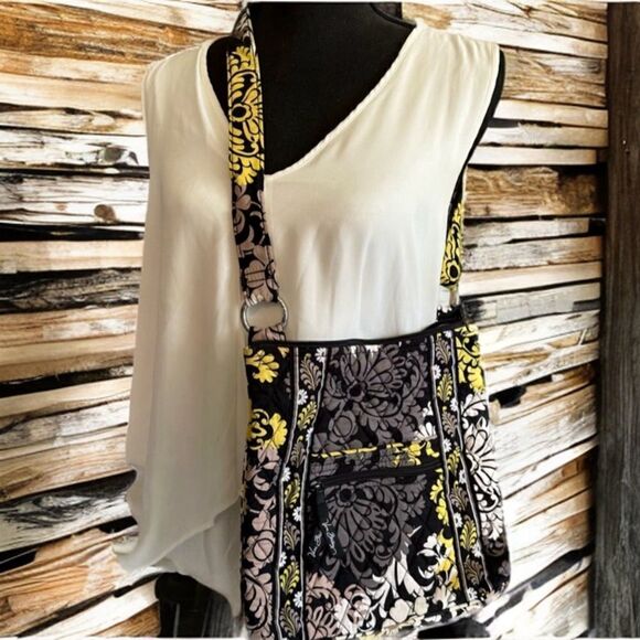 Vera Bradley Handbags - Vera Bradley Hipster Crossbody Beautiful Retired Baroque Yellow Gold Black EUC